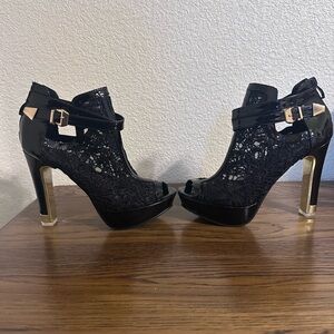 Black and Gold High heels